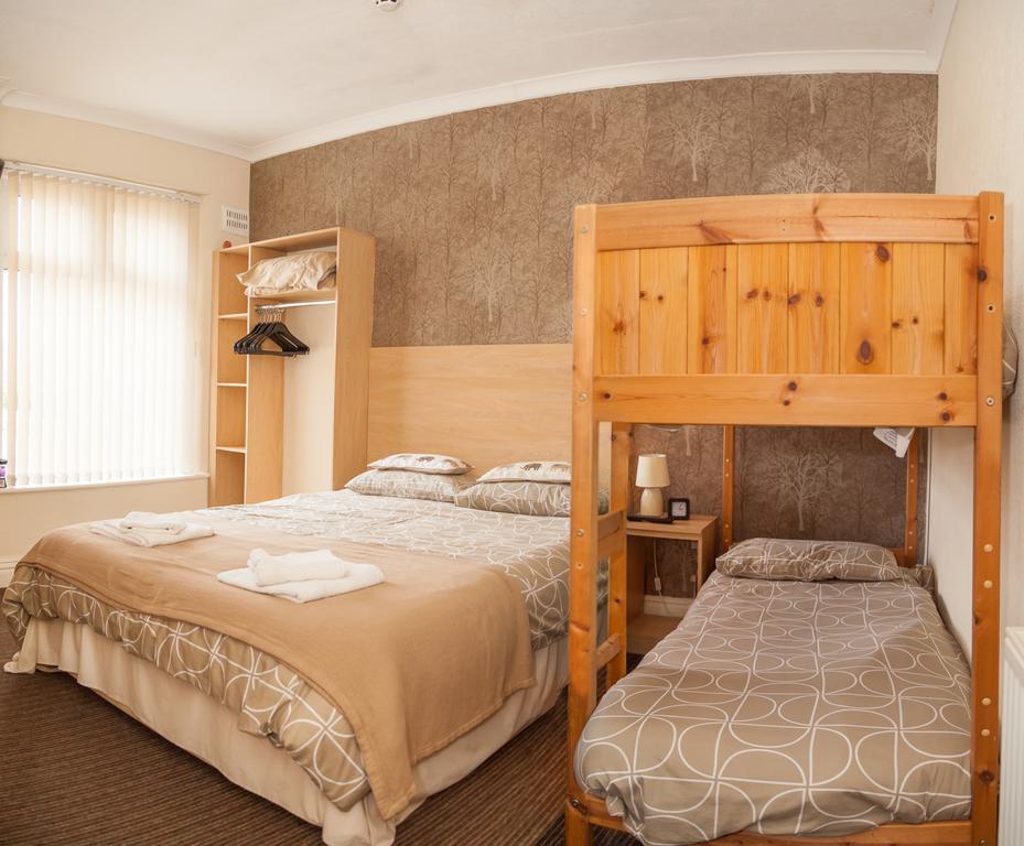 Hotel The Penrhyn à Blackpool Extérieur photo