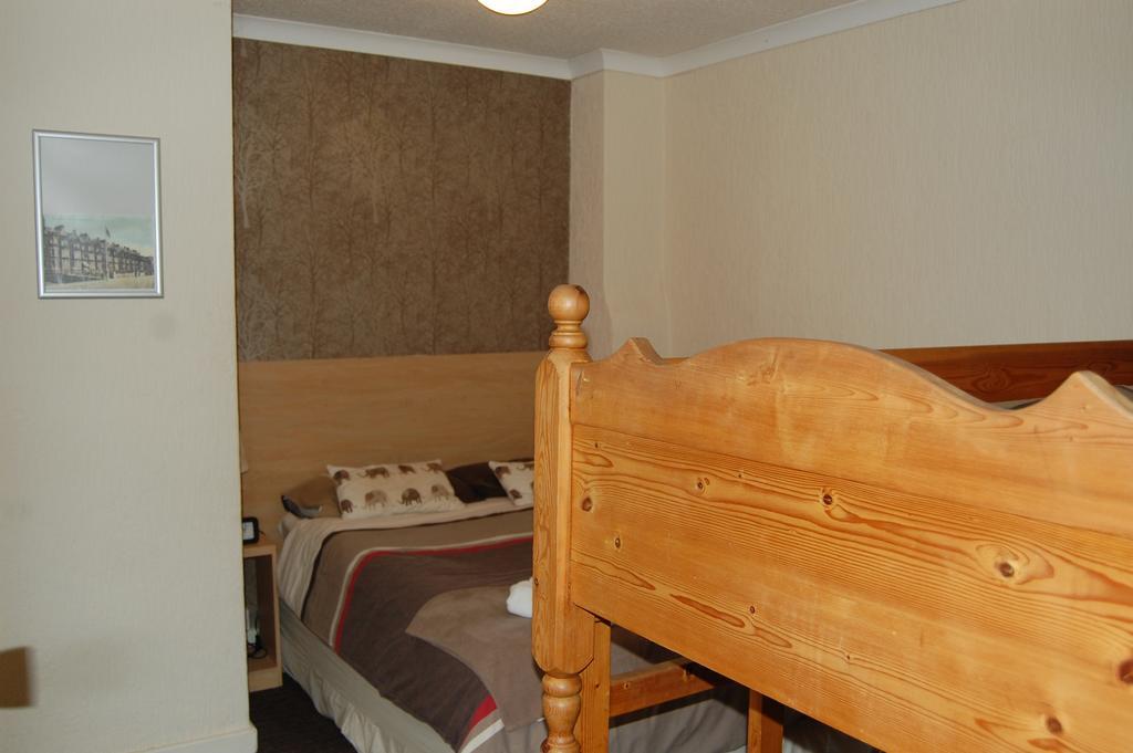 Hotel The Penrhyn à Blackpool Extérieur photo