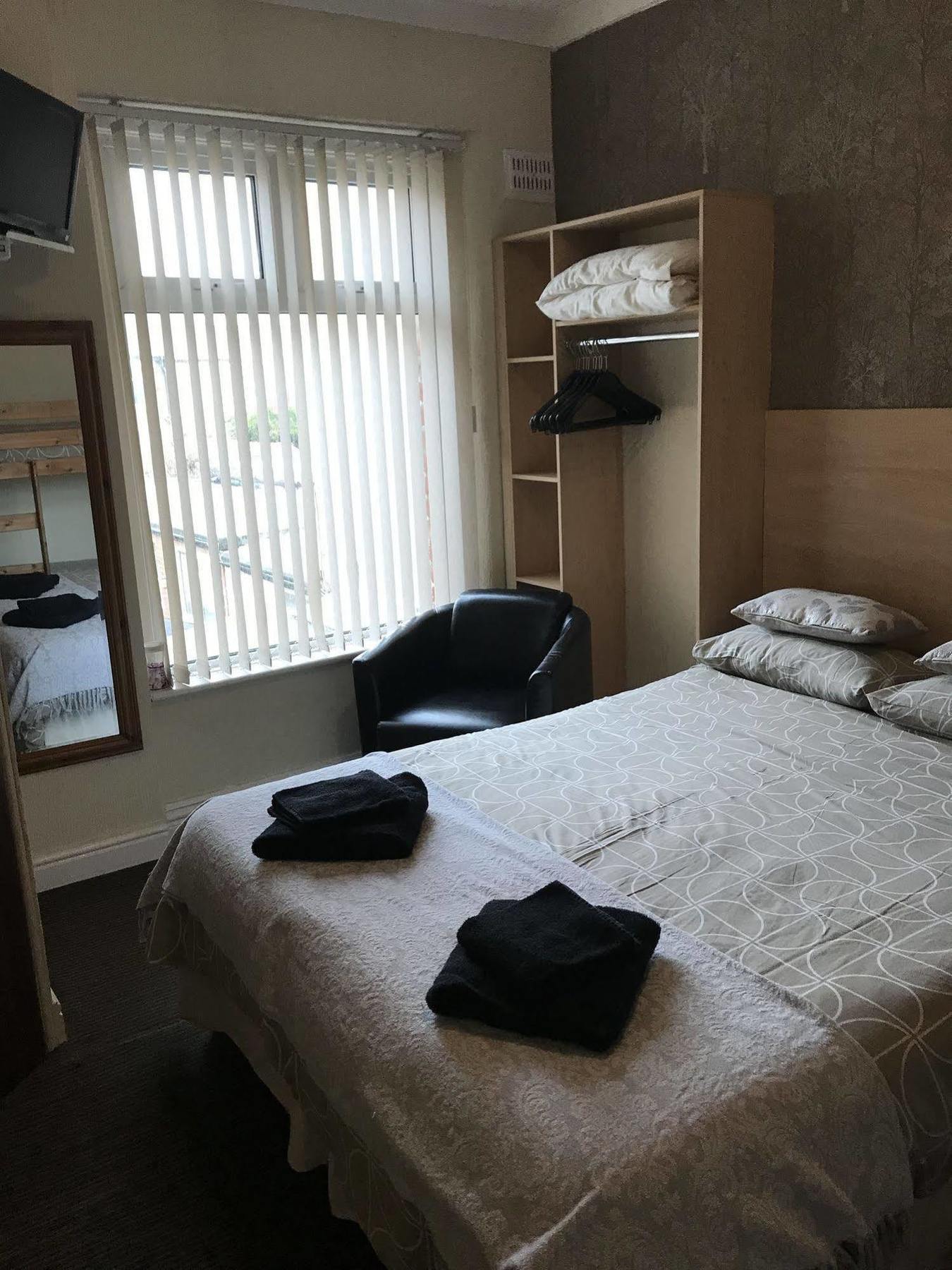Hotel The Penrhyn à Blackpool Extérieur photo