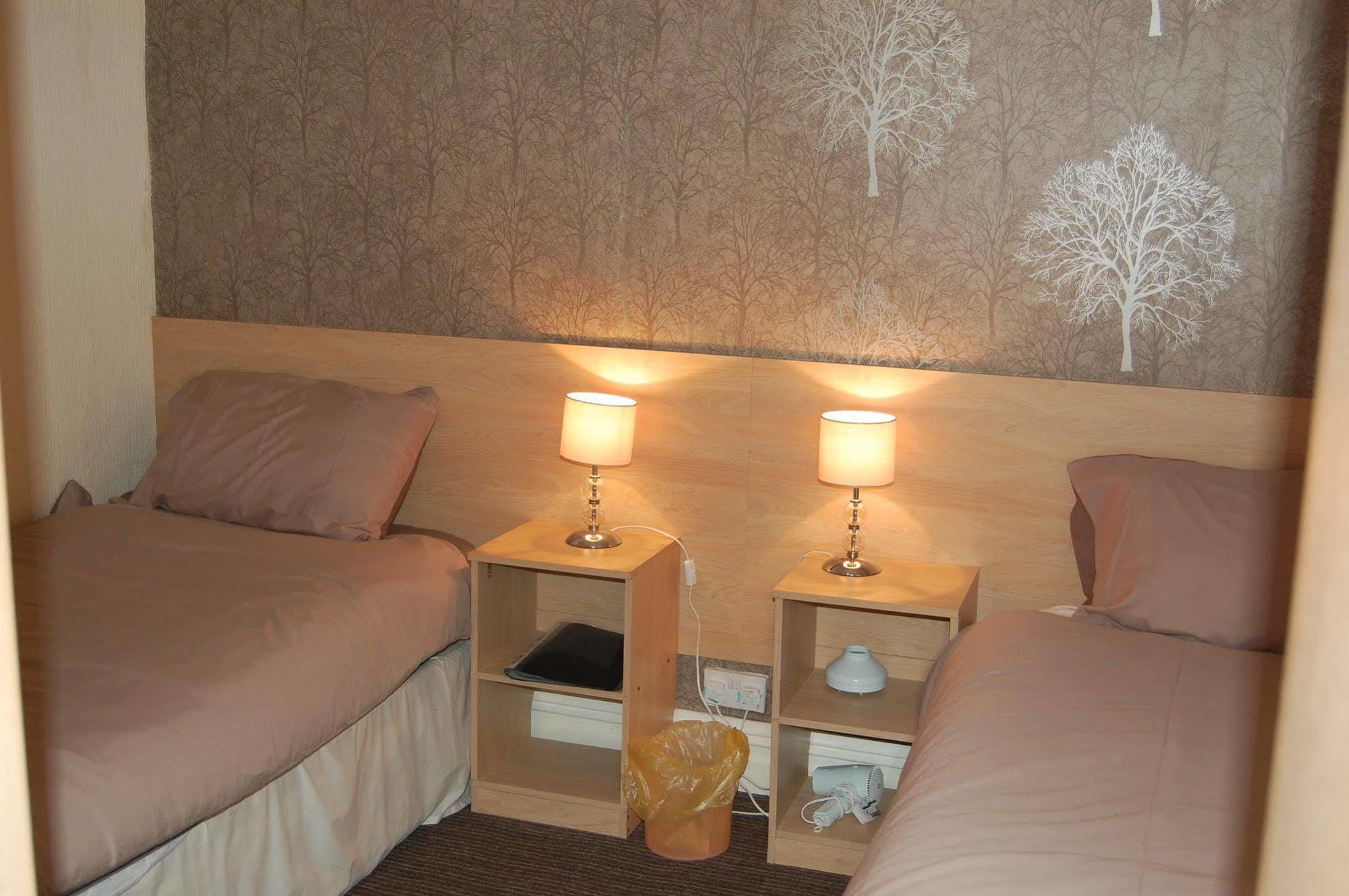Hotel The Penrhyn à Blackpool Extérieur photo